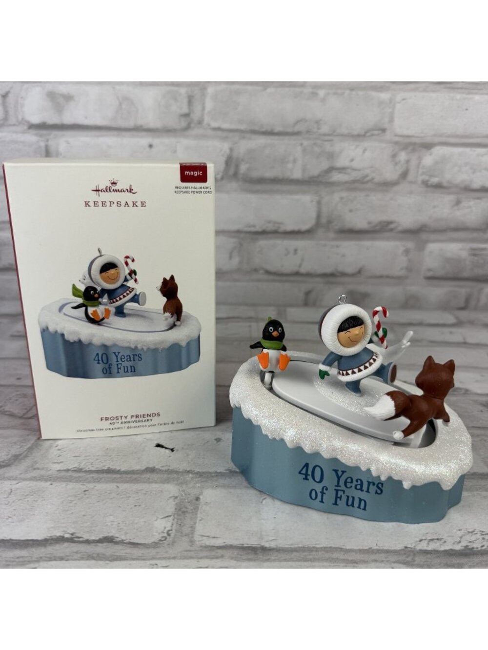 Hallmark Keepsake Ornament 2019 Frosty Friends 40th Anniversary Magic Movement